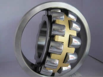 NSK Sphercial roller bearing 22205CE4